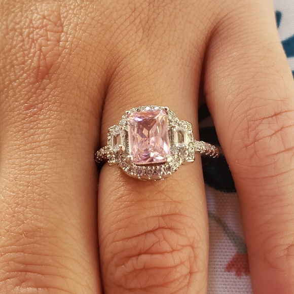 FAIRY TALE 925 BRILLIANT EMERALD-CUT 1.83CT PINK & WHITE TOPAZ QUARTZ RI… - Picture 11 of 11